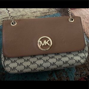 Michael Kors Crossbody